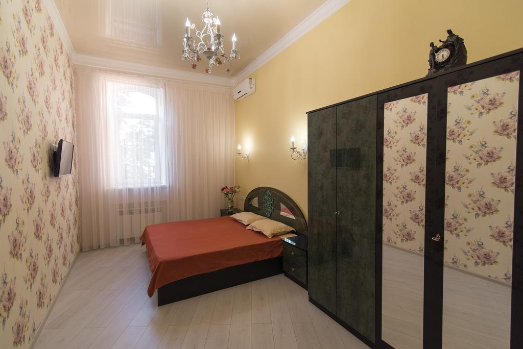 Vip Apartment In The Very Center Of Odessa With Sea View ภายนอก รูปภาพ